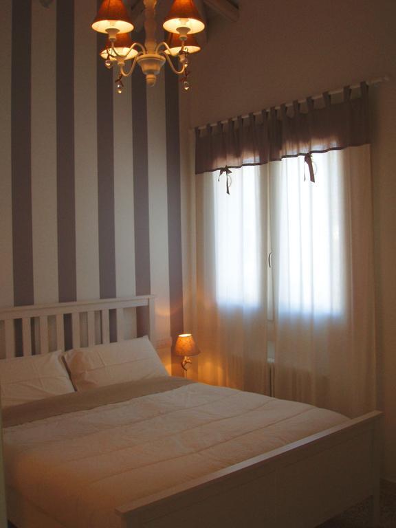 B&B La Porta Rossa Noale Chambre photo